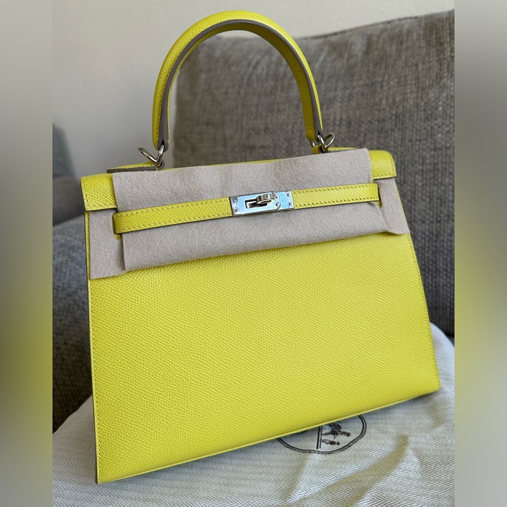 HERMÈS Lime PHW KELLY 25 Epsom Sellier , stamp U -2022  w/ Receipt